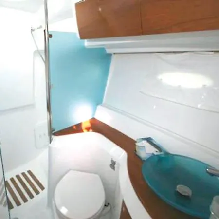 Hotel na wodzie Antares 12 Luxury Yacht