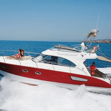 Hotel na wodzie Antares 12 Luxury Yacht *