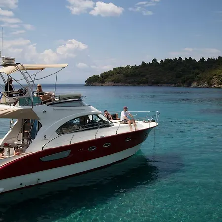 Antares 12 Luxury Yacht
